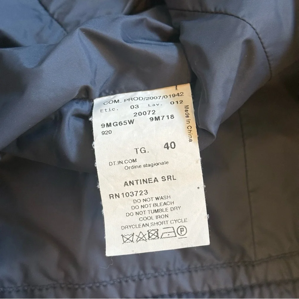 Armani Callezioni Navy Blazer Style Quilted Jacket Womens Size 4 - Picture 11 of 12